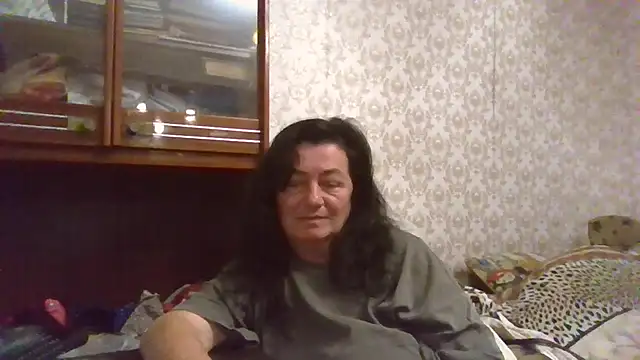 GypsiQueen2 online show from 11-01-25, 03:14