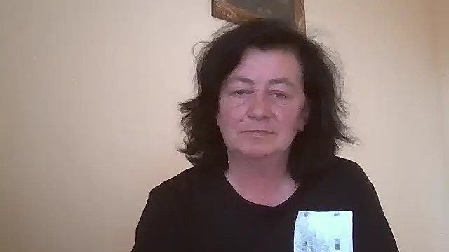 GypsiQueen2 online show from 05-18-26, 03:29