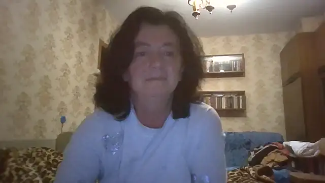GypsiQueen2 online show from 07-24-26, 09:02