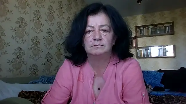 GypsiQueen2 online show from 07-30-26, 07:18