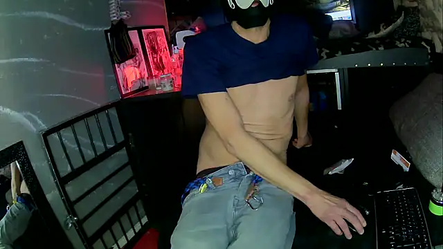 Snapshot of thingsbums chatting on 04-09-26, 12:10 thingsbums online show from 04-09-26, 12:10