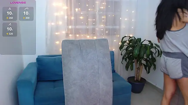 Snapshot of imSophia chatting on 01-15-26, 01:37 imSophia online show from 01-15-26, 01:37