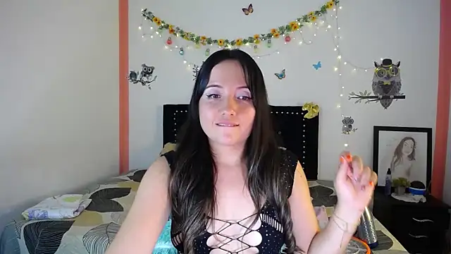 naughty girl 4u online show from 03-04-25, 10:27