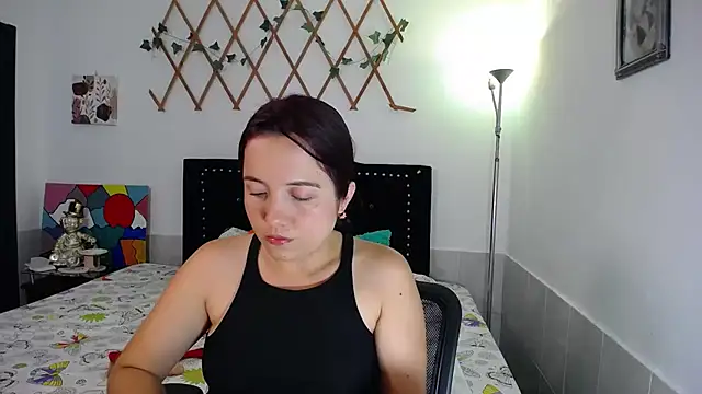 naughty girl 4u online show from 06-17-26, 09:38