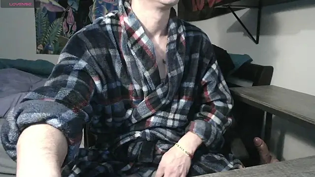 Snapshot of XxBobbyDigitalxX chatting on 12-21-24, 07:16 XxBobbyDigitalxX online show from 12-21-24, 07:16