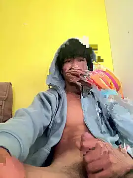 juniiorre online show from 10-31-25, 10:38