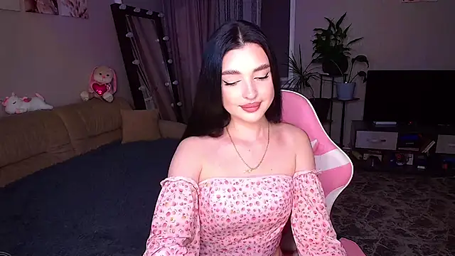   Malika   online show from 10-22-25, 02:39