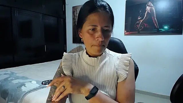 Snapshot of sharoon_cheerry chatting on 02-28-26, 02:51 sharoon cheerry online show from 02-28-26, 02:51