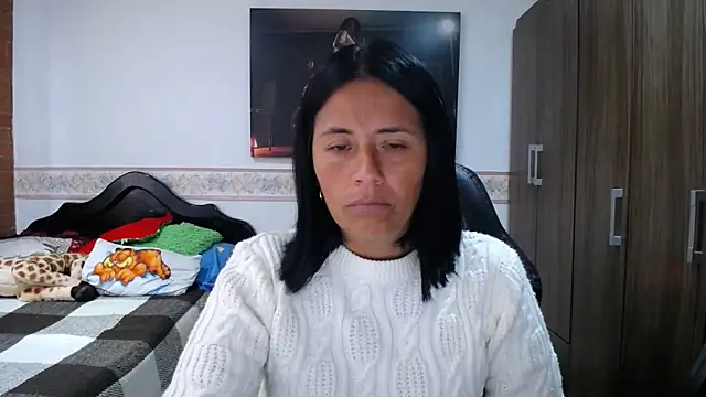 Snapshot of sharoon_cheerry chatting on 03-19-26, 04:11 sharoon cheerry online show from 03-19-26, 04:11