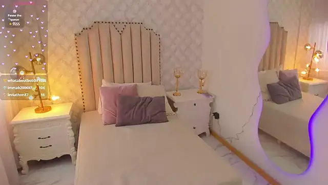 Pia Johnson  online show from 03-07-25, 05:28