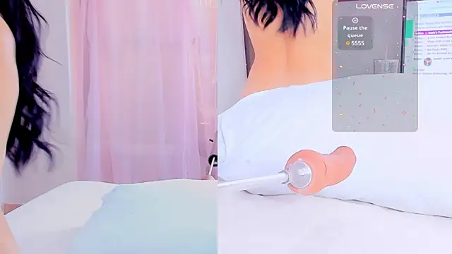 Snapshot of Sweet_Susie_ chatting on 03-18-25, 08:37 Sweet Susie online show from 03-18-25, 08:37