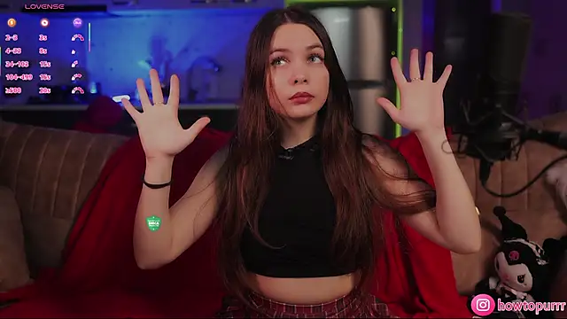 Snapshot of How2Meow chatting on 11-16-25, 05:40 How2Meow online show from 11-16-25, 05:40