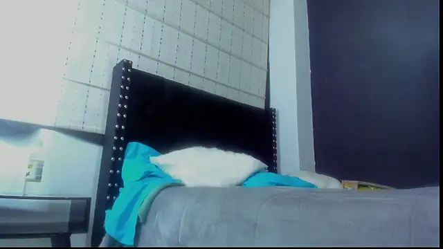 amareto queen online show from 03-22-25, 01:11