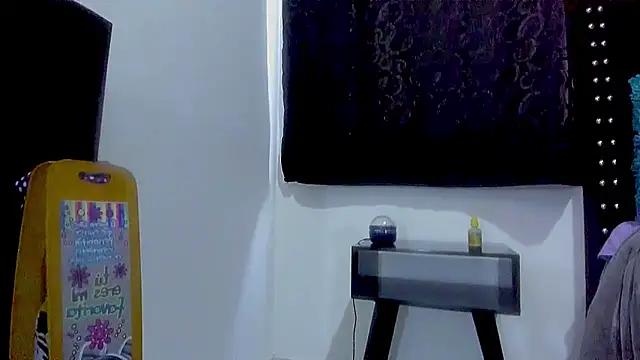 amareto queen online show from 09-25-25, 09:40