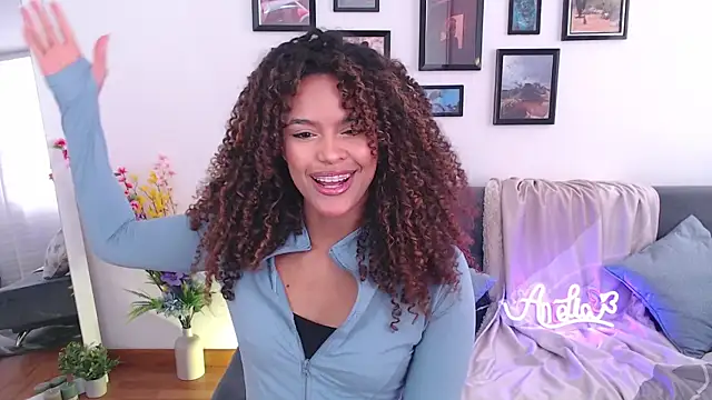 Amelia bss online show from 03-18-25, 01:42