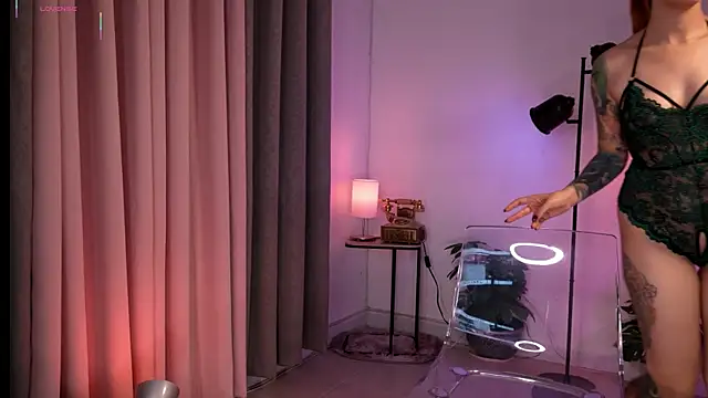 RedJasmine  online show from 04-25-26, 09:23