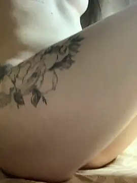 MiaBlossom online show from 12-24-24, 11:38