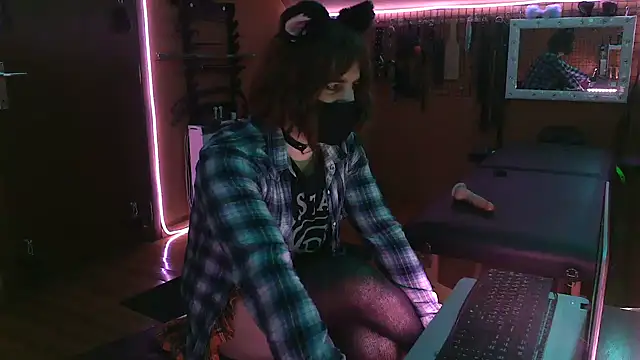 Snapshot of Ginny-the-bdsm-nympho chatting on 02-26-26, 06:29 Ginny-the-bdsm-nympho online show from 02-26-26, 06:29