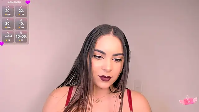 Snapshot of nahla_jameel chatting on 02-18-25, 04:04 nahla jameel online show from 02-18-25, 04:04