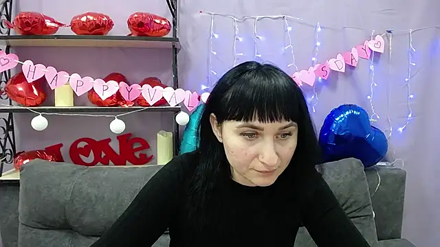 NinaFlawlees online show from 02-15-25, 07:17