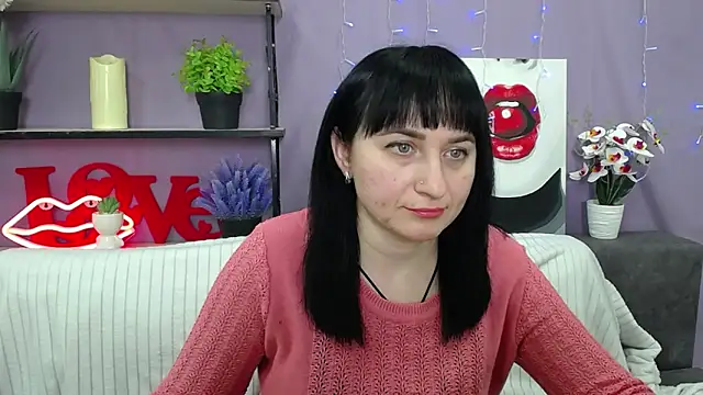 NinaFlawlees online show from 03-19-25, 07:06