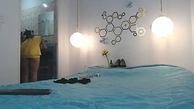 Snapshot of adriscute chatting on 03-09-25, 01:46 adriscute online show from 03-09-25, 01:46