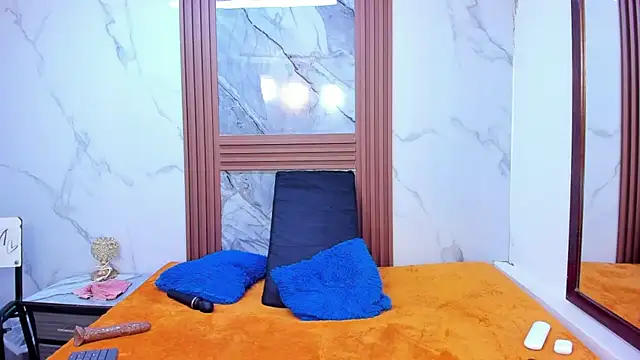 HannyMansonh online show from 02-25-25, 06:47