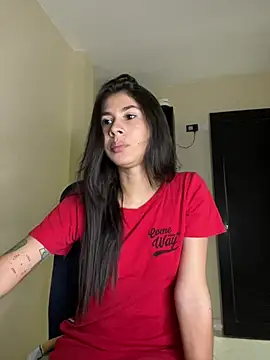 Snapshot of alia_bashar chatting on 01-31-25, 03:30 alia bashar online show from 01-31-25, 03:30