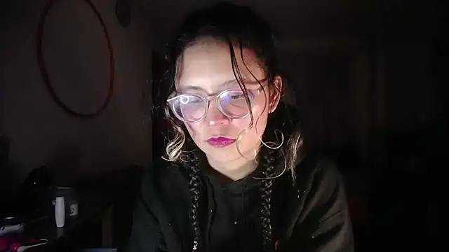 Hathorlove online show from 04-19-26, 02:55