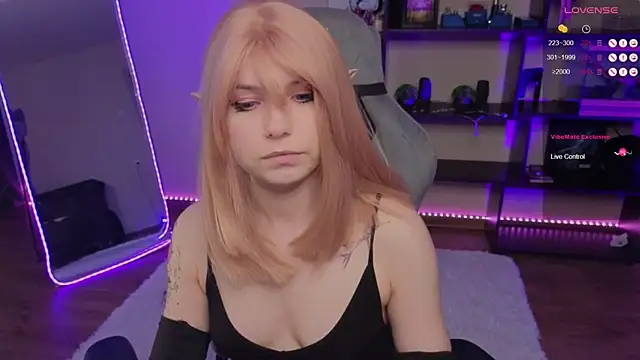 Snapshot of zelda_1 chatting on 01-15-26, 11:15 zelda 1 online show from 01-15-26, 11:15