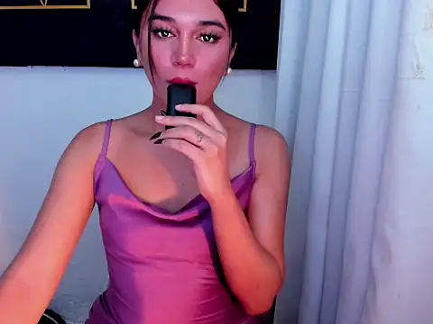 hotstellacumxxx online show from 06-09-26, 08:31
