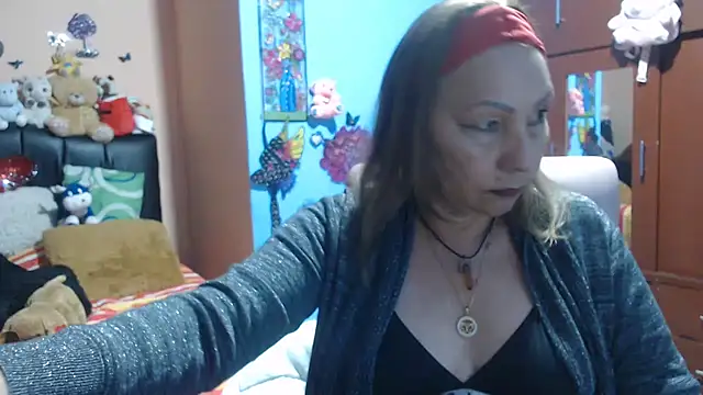 Snapshot of milfeddy_ chatting on 03-22-25, 11:42 milfeddy online show from 03-22-25, 11:42