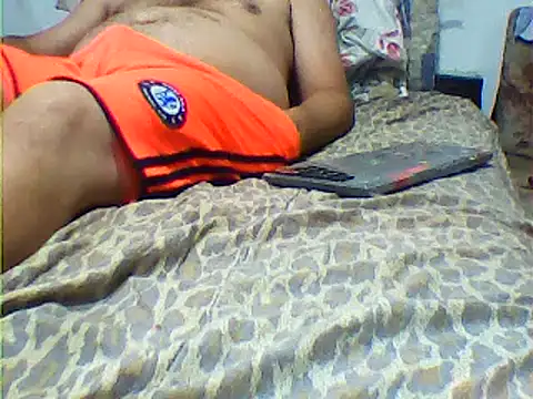 Snapshot of messi_syssy chatting on 02-21-25, 09:45 messi syssy online show from 02-21-25, 09:45