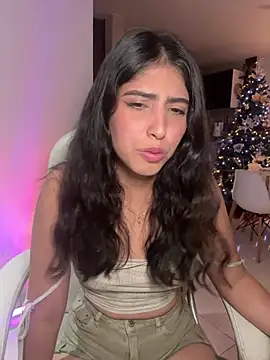Snapshot of Gaby_zahir_ chatting on 12-12-24, 02:48 Gaby zahir online show from 12-12-24, 02:48
