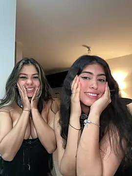 Snapshot of Gaby_zahir_ chatting on 01-18-25, 06:45 Gaby zahir online show from 01-18-25, 06:45