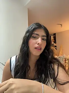 Snapshot of Gaby_zahir_ chatting on 01-30-25, 10:08 Gaby zahir online show from 01-30-25, 10:08