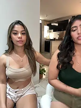 Snapshot of Gaby_zahir_ chatting on 02-02-25, 04:22 Gaby zahir online show from 02-02-25, 04:22