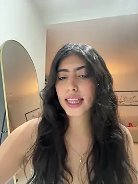 Snapshot of Gaby_zahir_ chatting on 02-06-25, 01:10 Gaby zahir online show from 02-06-25, 01:10