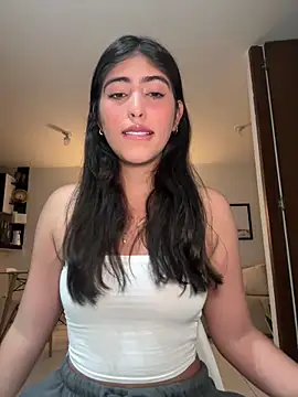 Snapshot of Gaby_zahir_ chatting on 02-24-25, 10:37 Gaby zahir online show from 02-24-25, 10:37