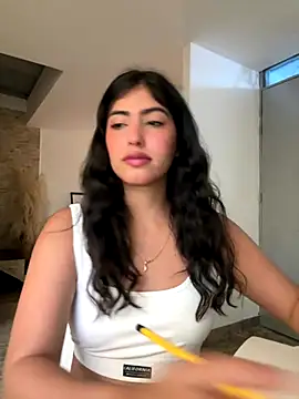 Snapshot of Gaby_zahir_ chatting on 09-09-25, 10:15 Gaby zahir online show from 09-09-25, 10:15