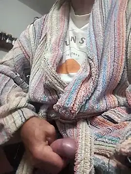 Snapshot of Halasatila chatting on 10-14-25, 06:03 Halasatila online show from 10-14-25, 06:03