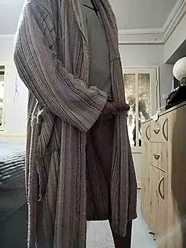 Snapshot of Halasatila chatting on 10-26-25, 07:25 Halasatila online show from 10-26-25, 07:25