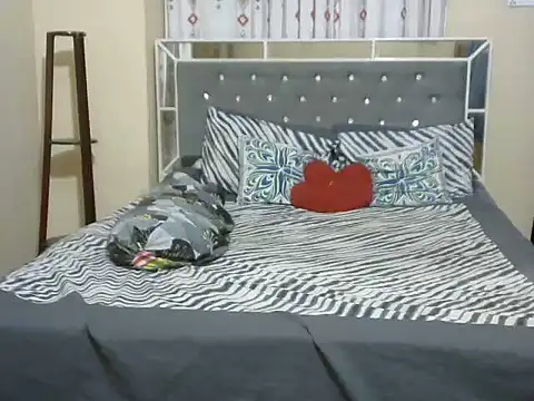 Snapshot of cutebengaligirl chatting on 09-12-25, 02:00 cutebengaligirl online show from 09-12-25, 02:00