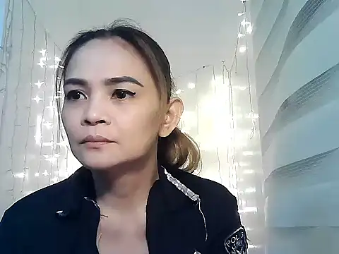 Kisses-13 online show from 12-12-24, 02:33