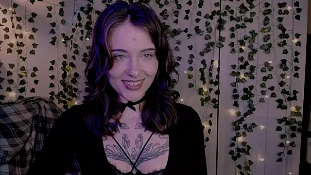 risha laas online show from 09-25-25, 08:12