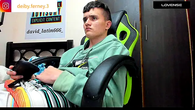 davidlatin66 online show from 12-20-24, 05:14