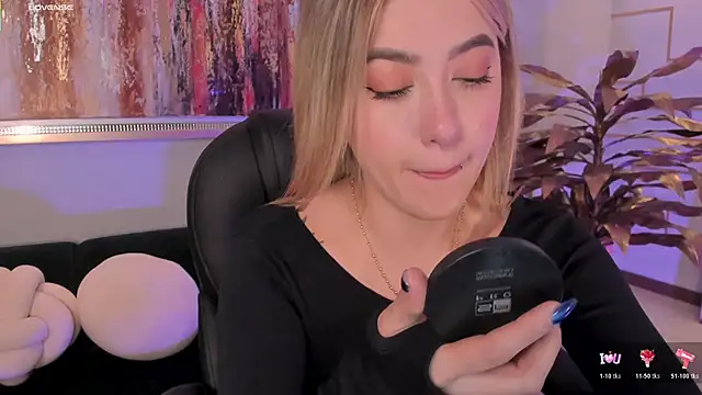 EveBensonX online show from 11-05-25, 12:27