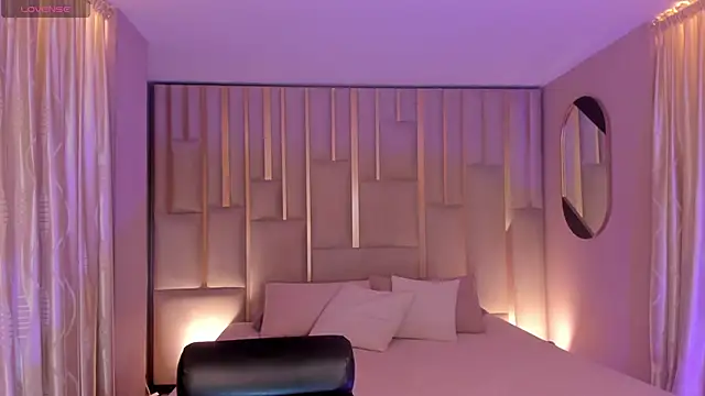 EveBensonX online show from 11-09-25, 09:24