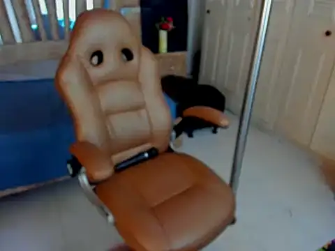 Snapshot of cute_sassy chatting on 03-01-25, 01:00 cute sassy online show from 03-01-25, 01:00