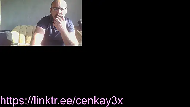 Snapshot of masculine_bear_daddy chatting on 12-02-25, 08:30 masculine bear daddy online show from 12-02-25, 08:30